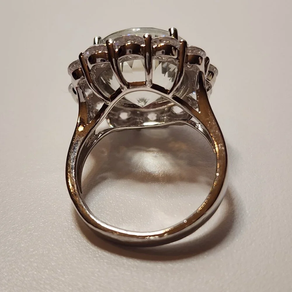 925 Silver light green stone Ring